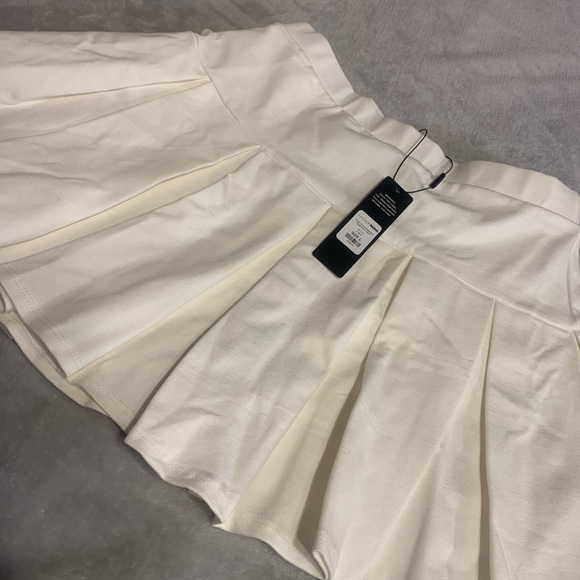 Fashionova cream pleated skort - Picture 7 of 8